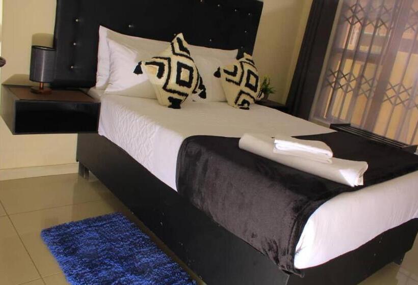 اتاق استاندارد با سرویس بهداشتی مشترک, Kunzi B&b