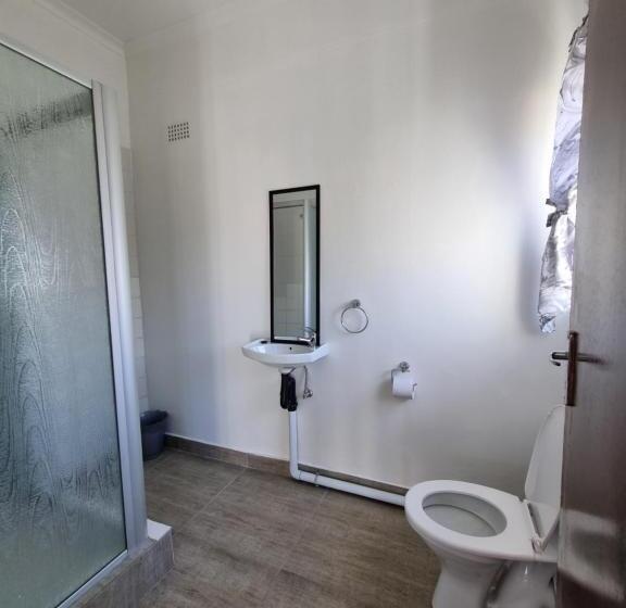 Семейный Номер, Courageous Self Catering Accommodation