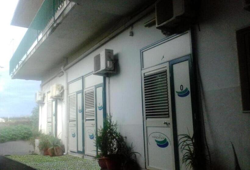 اتاق استاندارد چهار تخته, Room In Bb   Guest House In Acireale