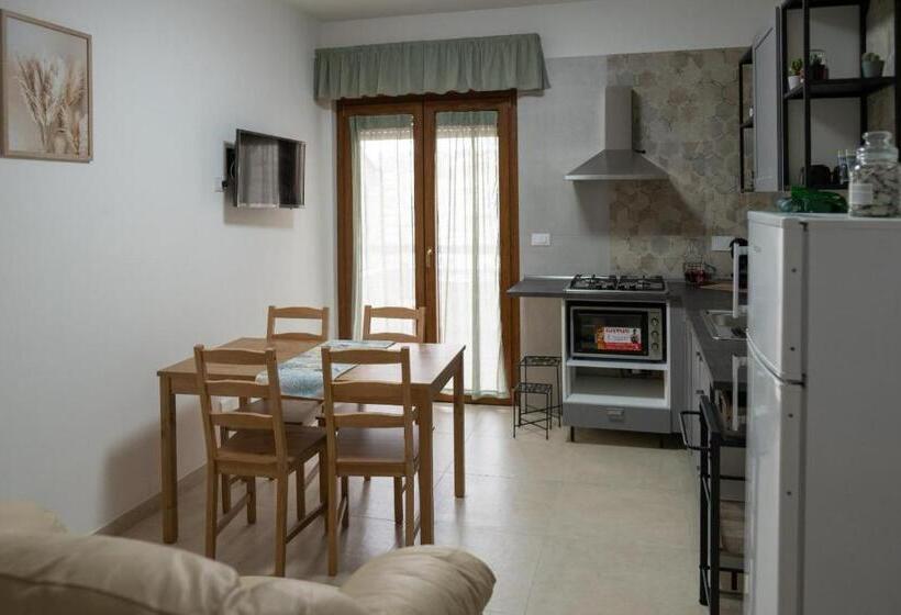 침실 2개 아파트, Vitti Apartment