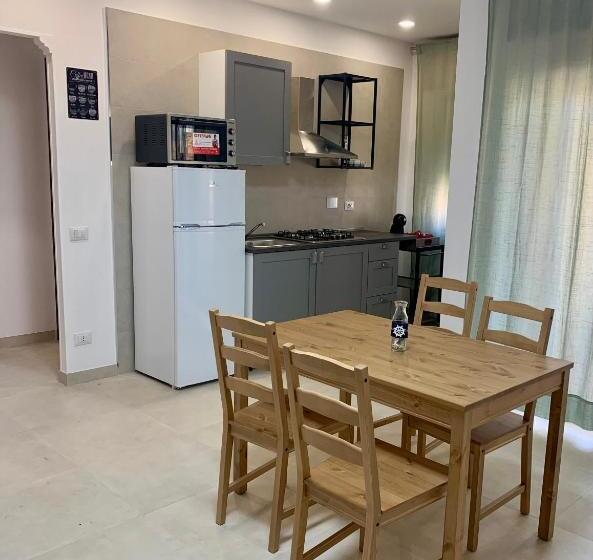 침실 1개 아파트, Vitti Apartment