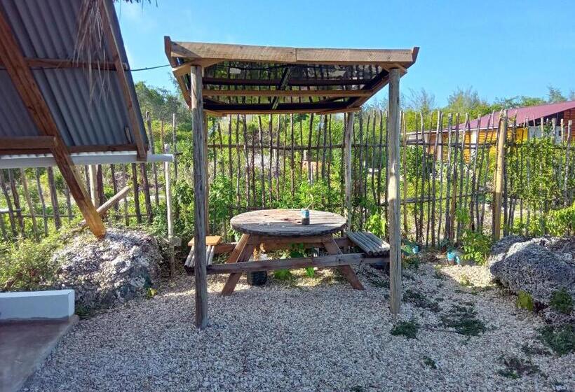 Дом 1 Спальня, Pongwe Eco Lodge And Kitten Paradise