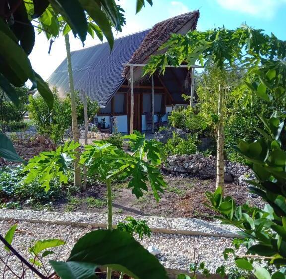 Дом 1 Спальня, Pongwe Eco Lodge And Kitten Paradise