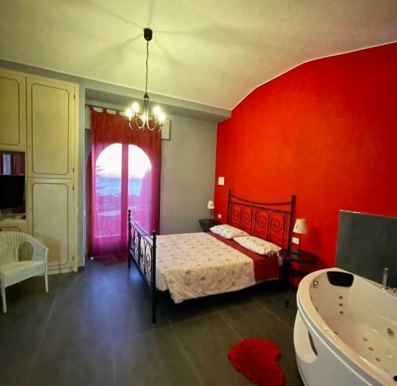 اتاق استاندارد با وان آب گرم, Villa Gaia   Luxury Villa, Pool & Wellness Rooms