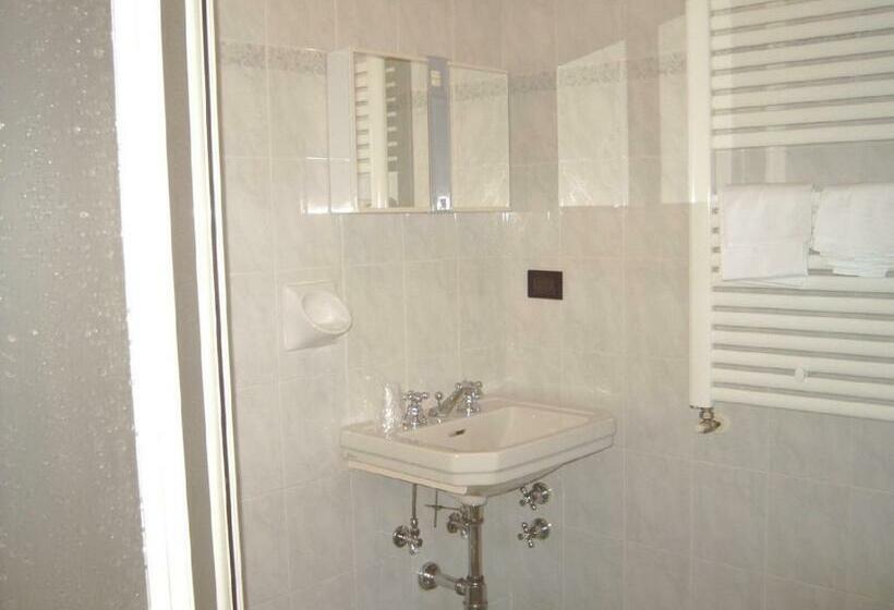 スタンダードルーム, Albergo Tirolo