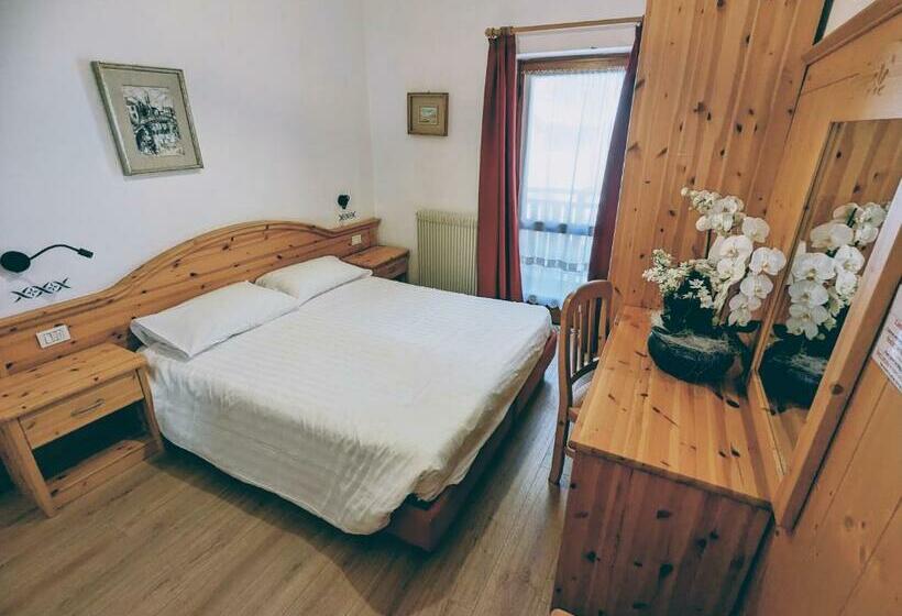 Номер Стандарт, Cova