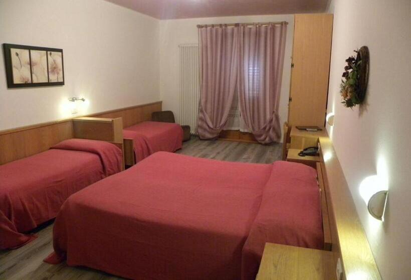 Четырехместный Номер Стандарт, Cova