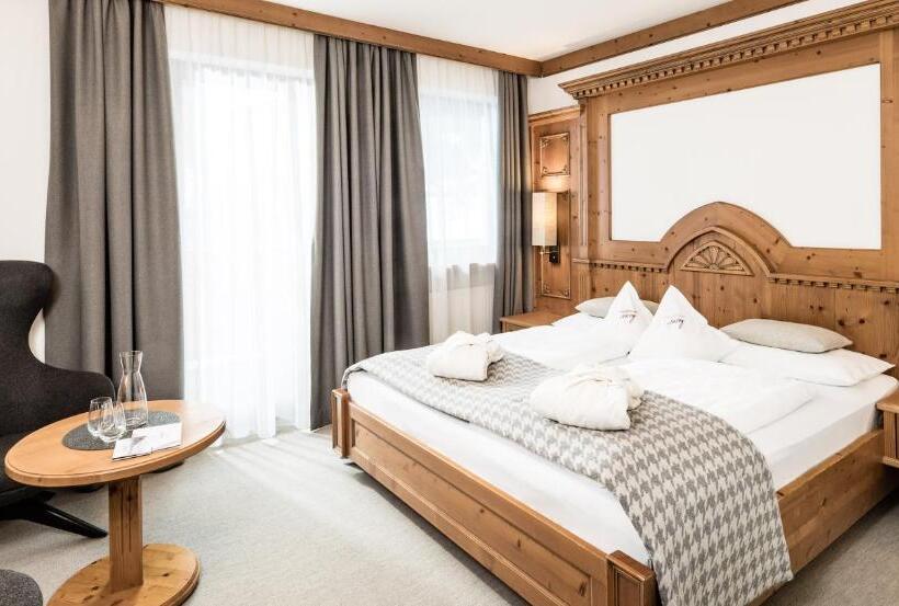 اتاق استاندارد, Savoy Dolomites Luxury & Spa