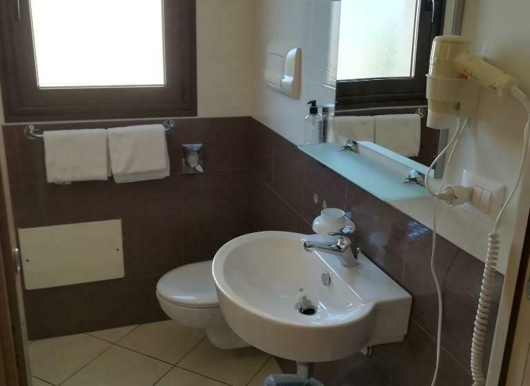 Номер Стандарт с Балконом, La Locanda Del Mare B&b
