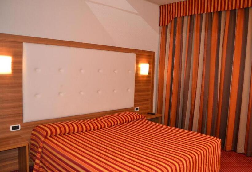Номер Стандарт, Motel 2
