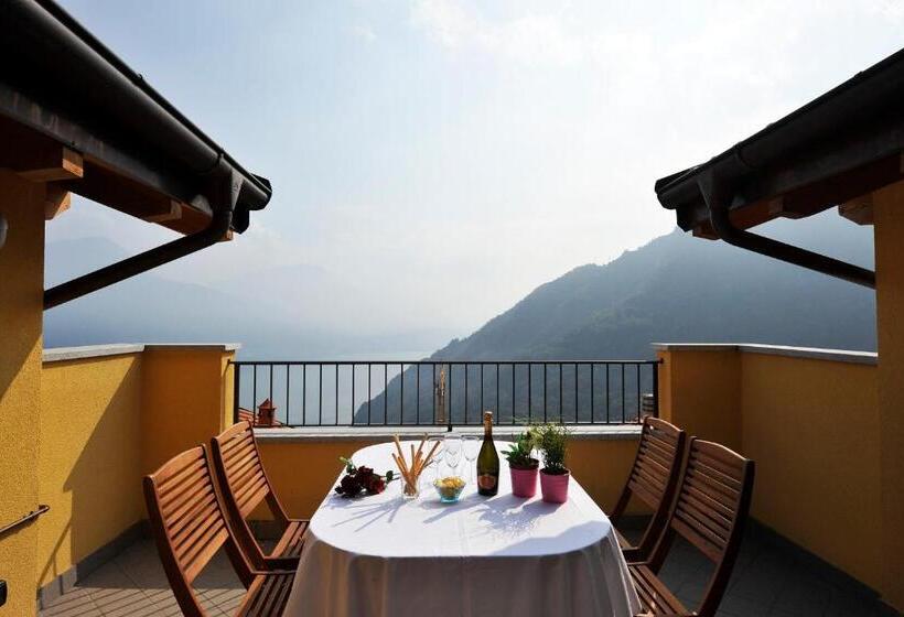 דירת חדר עם טרסה, Residence Borgo La Sorgente