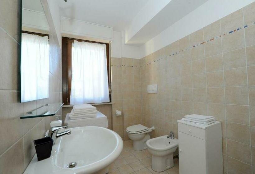 آپارتمان 1 خوابه, Residence Sole Del Conero