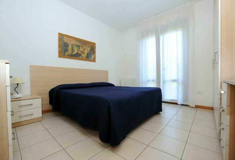آپارتمان 2 خوابه, Residence Sole Del Conero