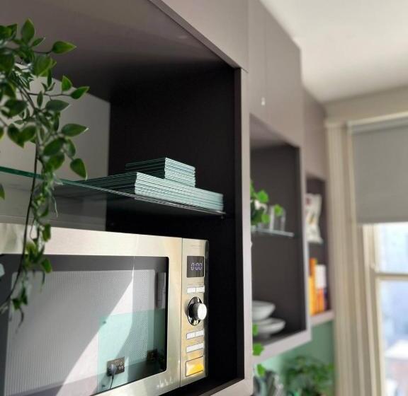 Студия Стандарт, Apt 03 Beachside Beauty Central Studio Steps From Cafes