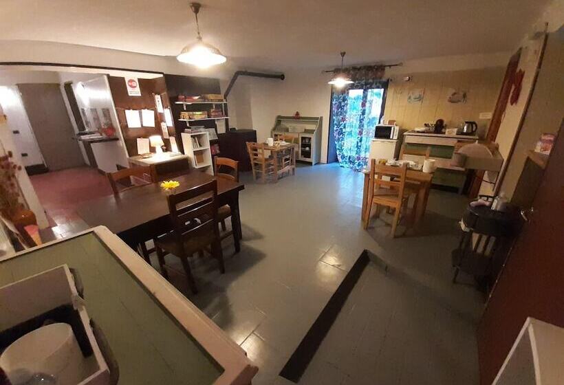 Номер Стандарт Трехместный, La Grotta Bed And Breakfast E Affittacamere