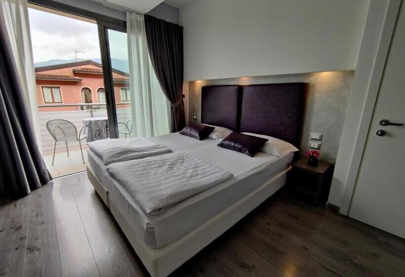Апартаменты Deluxe 2 Спальни, Gardesana Active Apartments