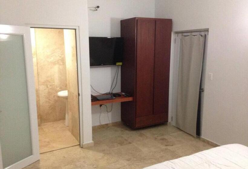 سوییت, Manati World Point Inn