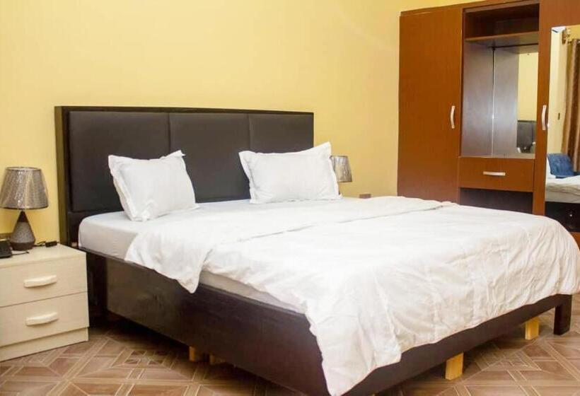 اتاق لوکس, Stepmens Guest House