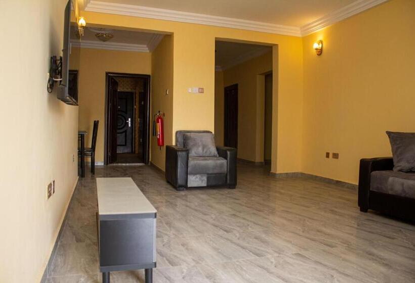 آپارتمان 1 خوابه, Stepmens Guest House