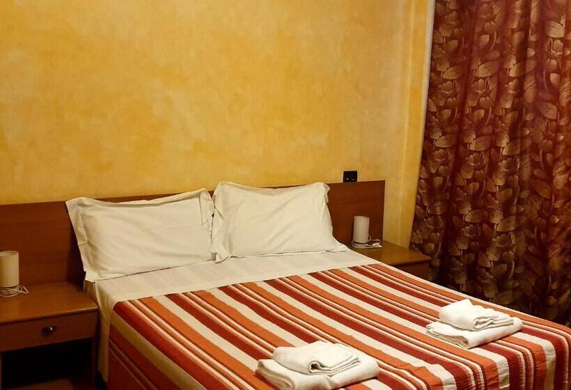 Номер Стандарт Индивидуальный, Albergo Leon D Oro