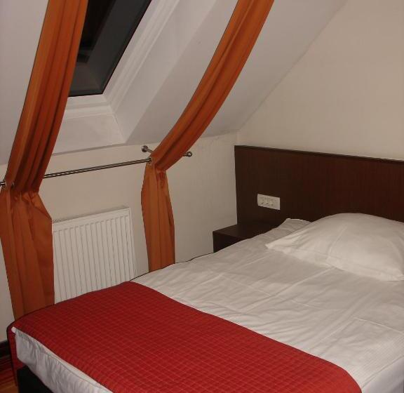 اتاق 4 خوابه, B&b Janežič