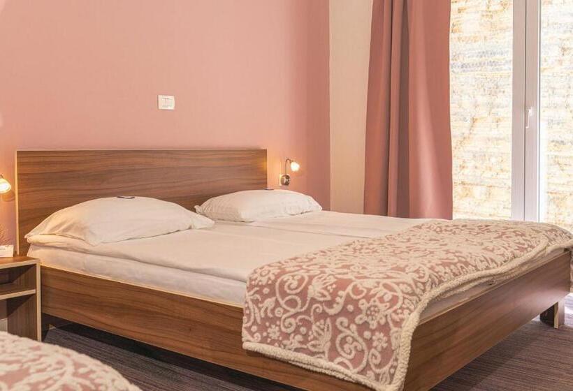 اتاق استاندارد با چشم‌انداز باغ, Lavender  Oleander Resort