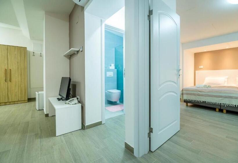 1 Bedroom Apartment Lake View, Villa Jordan