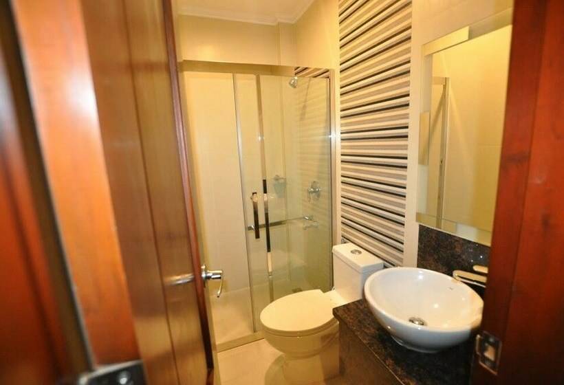 Номер Deluxe, West Loch Park Hotel Vigan