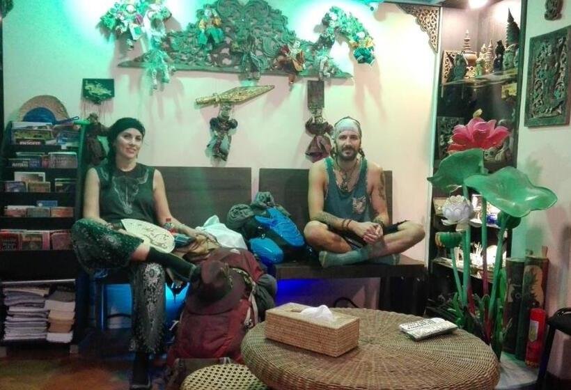 اتاق اکونومی یک تخته, Shannkalay Hostel