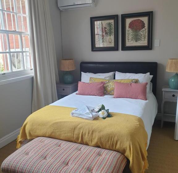 Номер Deluxe, 18 Pioneer Kloof