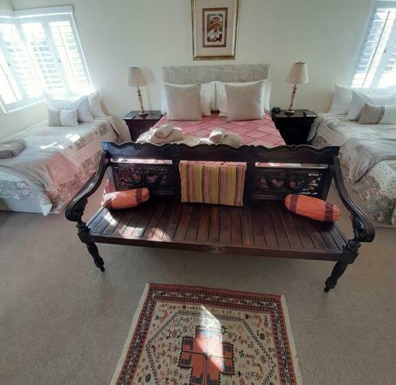 Family Suite, Annies House