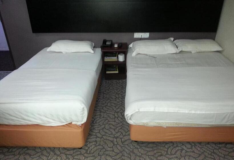 Трехместный Номер Superior, Oriental Inn