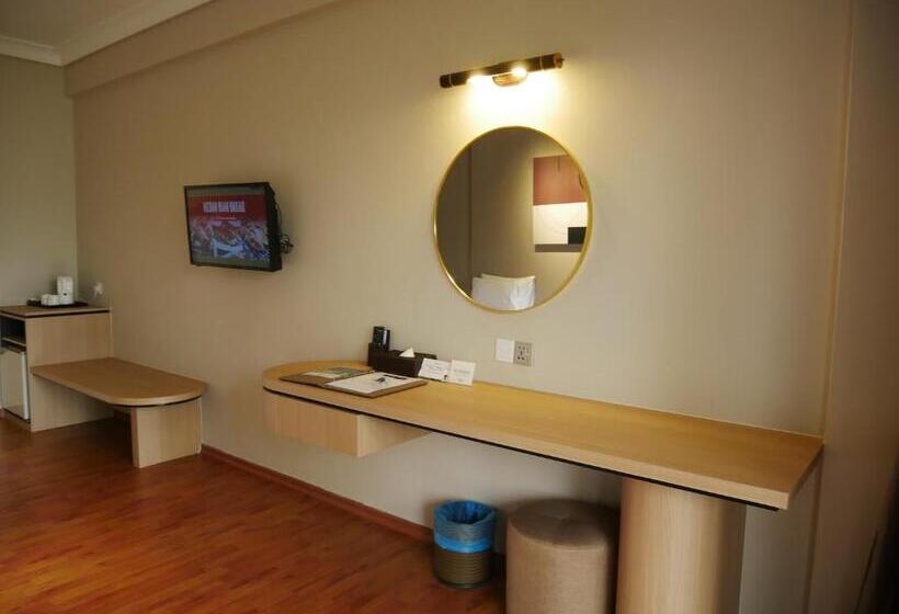 غرفة قياسية مطلّة علي البحر, Tunamaya Beach & Spa Resort – Desaru