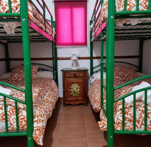 Дом 2 Спальни, Albergue De Espiel