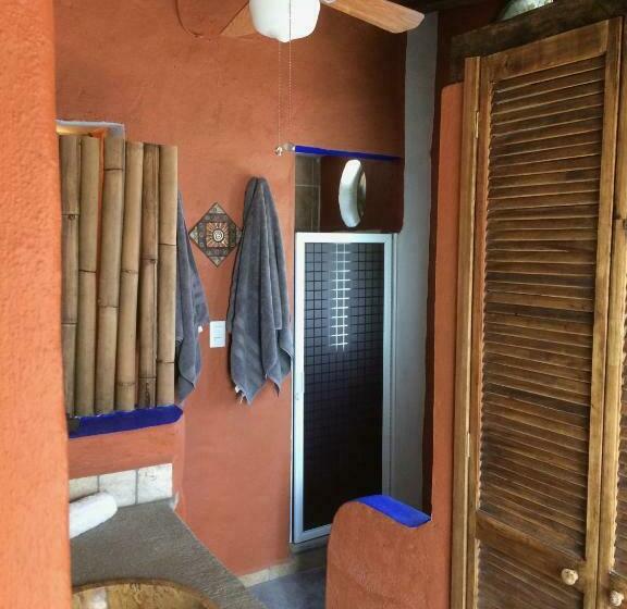 Номер Deluxe Кровать Кинг, La Casa Del Guamúchil