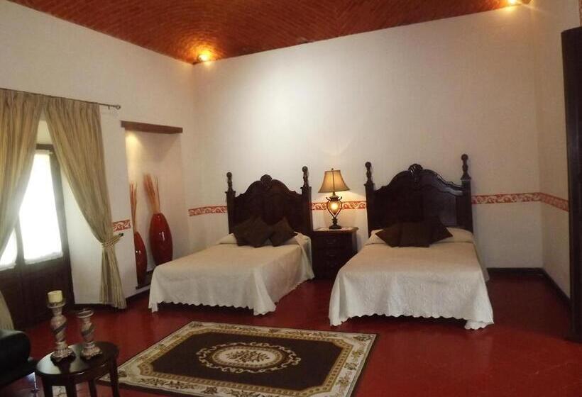 デラックスルーム, Spa Hacienda Real La Nogalera