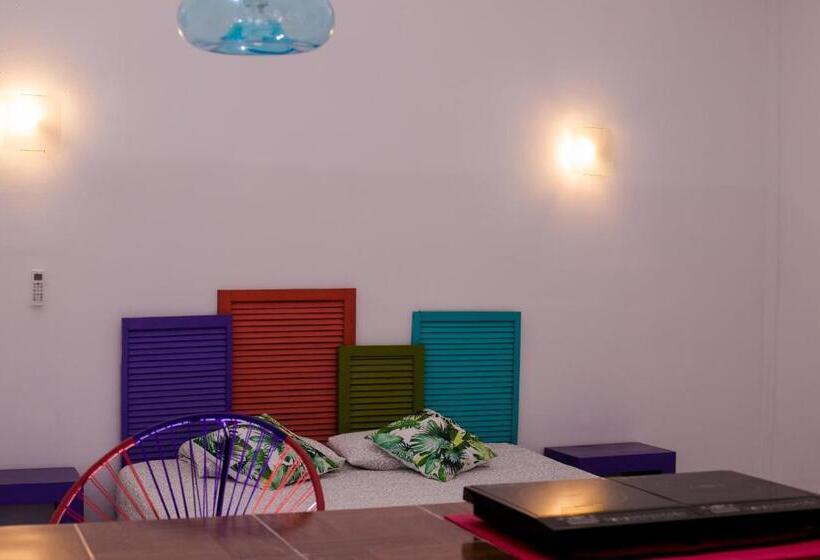 Suite Vista Piscina, Vainilla B&b   Stylish Comfort In Playa Del Carmen