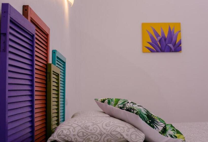 Suite Vista Piscina, Vainilla B&b   Stylish Comfort In Playa Del Carmen