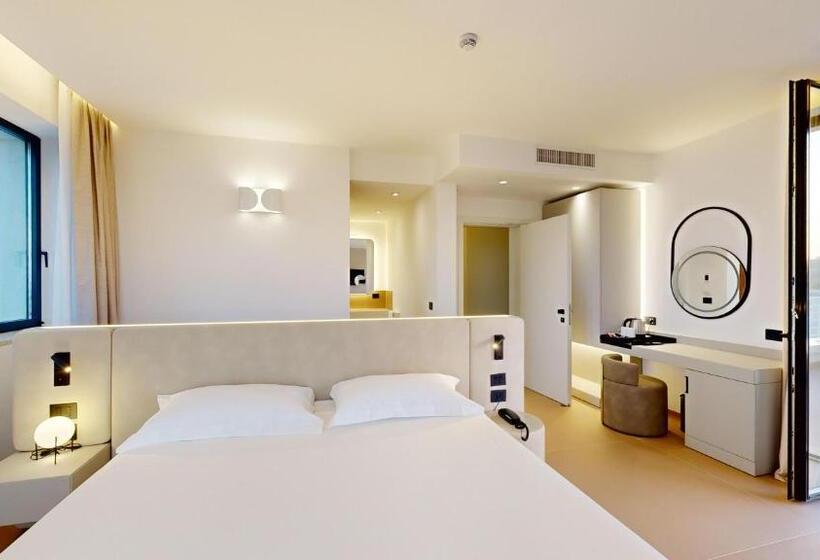 Superior Room with Terrace, Primo Ostuni