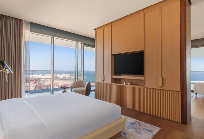 سوئیت اجرایی با چشم‌انداز دریا, Rixos Premium Qetaifan Island North