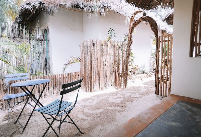 اتاق استاندارد با چشم‌انداز باغ, Pili Pili Beach Bungalows