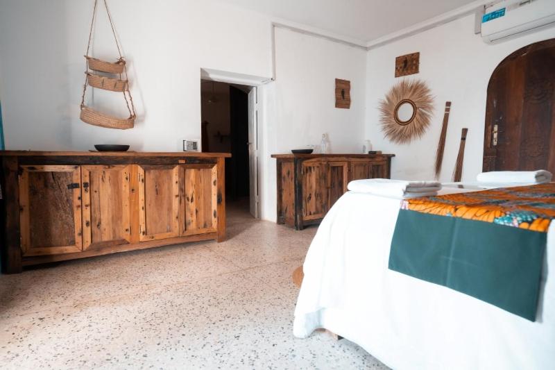 اتاق لوکس خانوادگی, Pili Pili Beach Bungalows