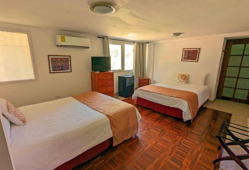 Номер Стандарт Трехместный, Casa Guardia Panama