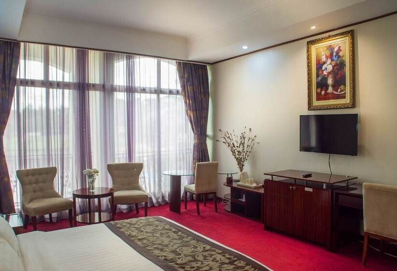 سوییت لوکس, Lake View Resort
