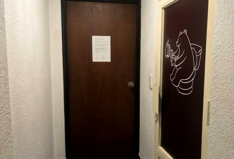 共用房间的床, Doobaki Hostel