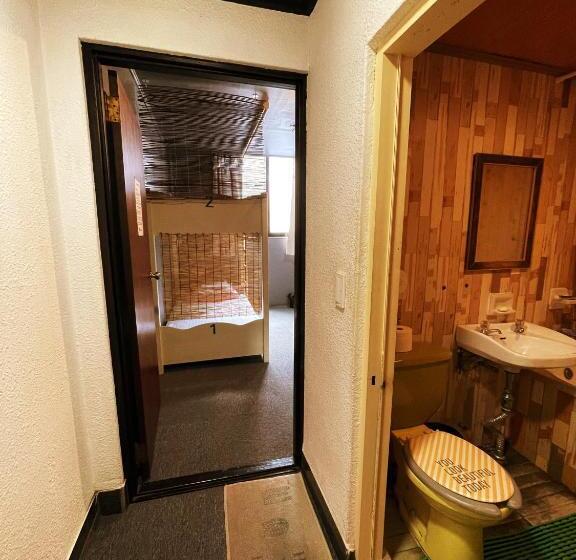 共用房间的床, Doobaki Hostel