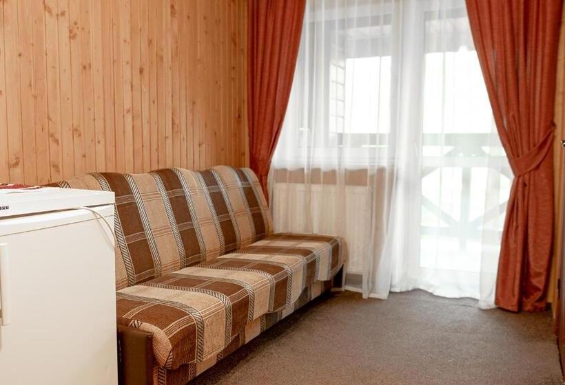 سوییت با چشم‌انداز کوه, Chalet Filvarok