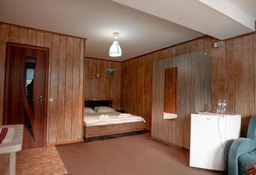 سوییت جونیور, Chalet Filvarok