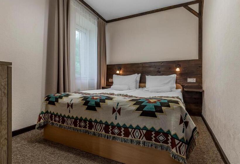 סוויטה, Zahar Berkut