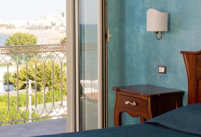 Номер Стандарт Вид на Море с Балконом, Boutique Il Castellino Relais